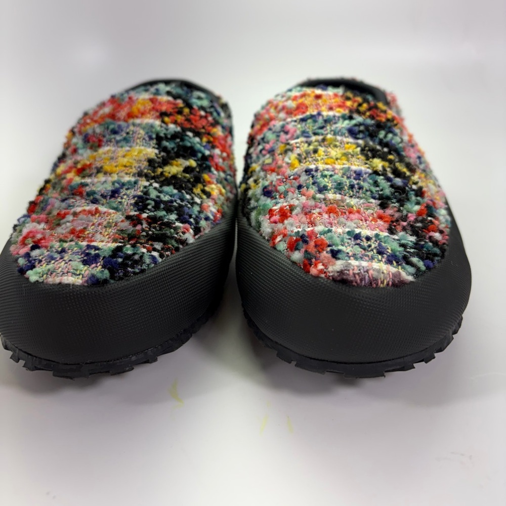 P448 Anthropologie Multicolor Textured Slip-ons EU 37 US US 6.5
